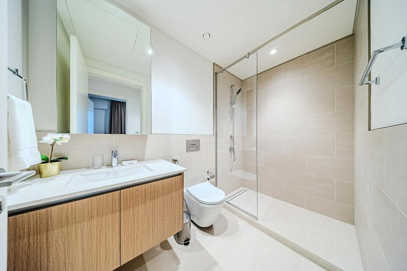 Elegant 1 Bedroom In Orchid At Creek Beach Dubai 0*,  United Arab Emirates