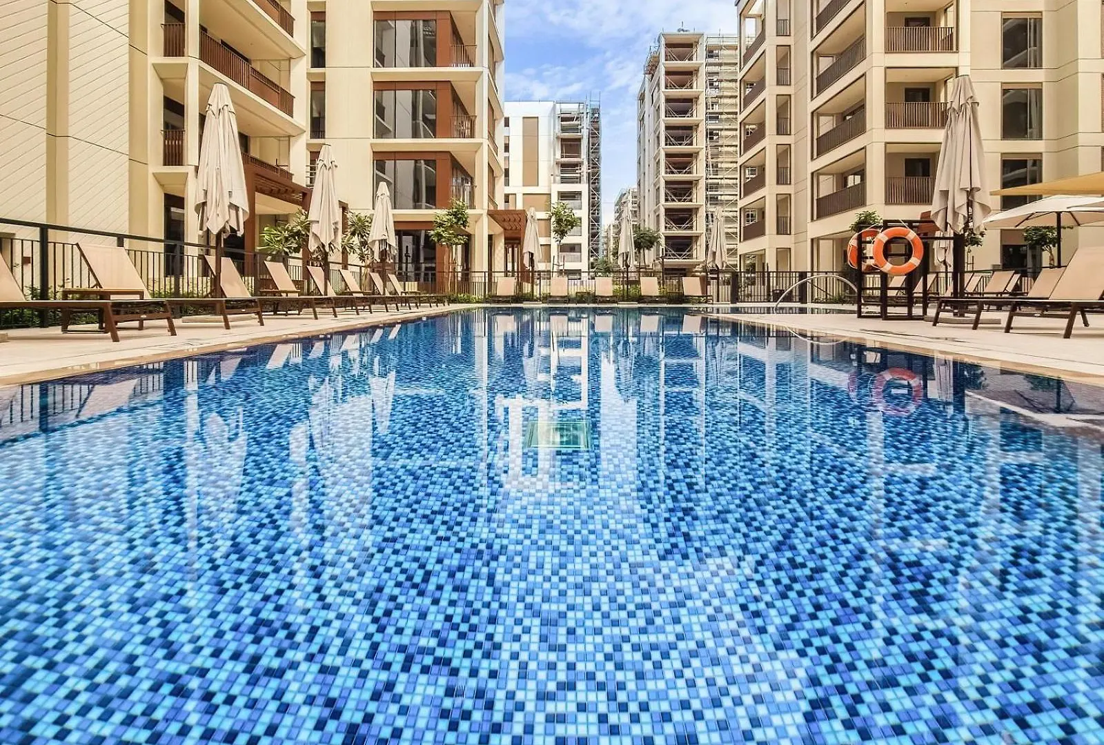 Apartment Elegant 1 Bedroom In Orchid At Creek Beach Dubai